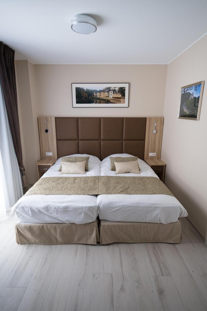 דיפרדאנג' Gulliver Tower Hotel מראה חיצוני תמונה