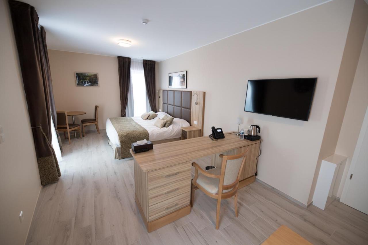דיפרדאנג' Gulliver Tower Hotel מראה חיצוני תמונה